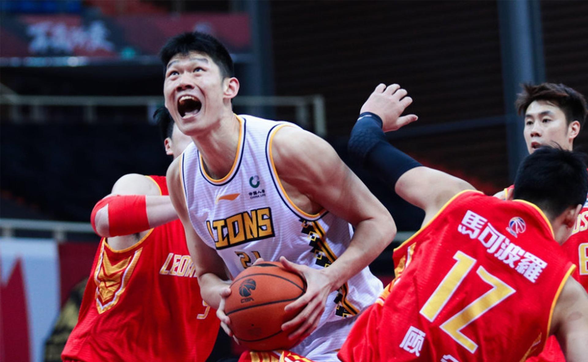 四川队险胜湖人，胡金秋惊艳四座